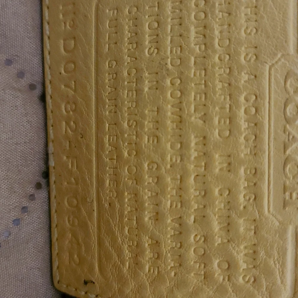 Coach shoulder bag - Picture 2 of 3